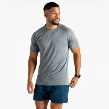 DARE 2B CAMISETA MANGA CORTA ACCELERATE TEE GRIS HOMBRE PORTADA,ARISTARUN