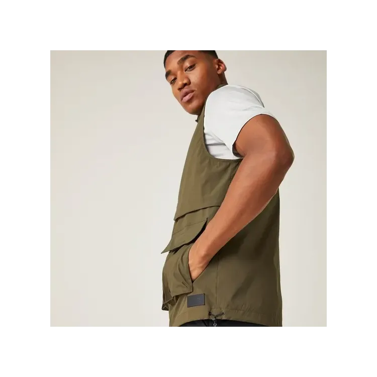 REGATTA CHALECO TRAVEL VERDE HOMBRE LATERAL,ARISTARUN