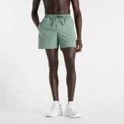 NEW BALANCE SPORT ESSENTIALS GREEN MEN SHORTS