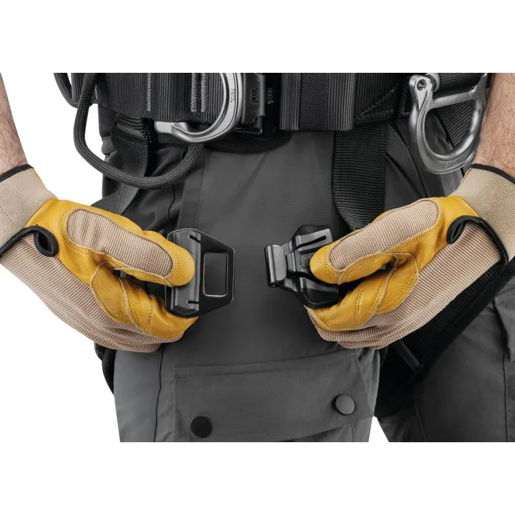 PETZL ARNÉS AVAO FAST VERSIÓN INTERNACIONAL, ARISTARUN