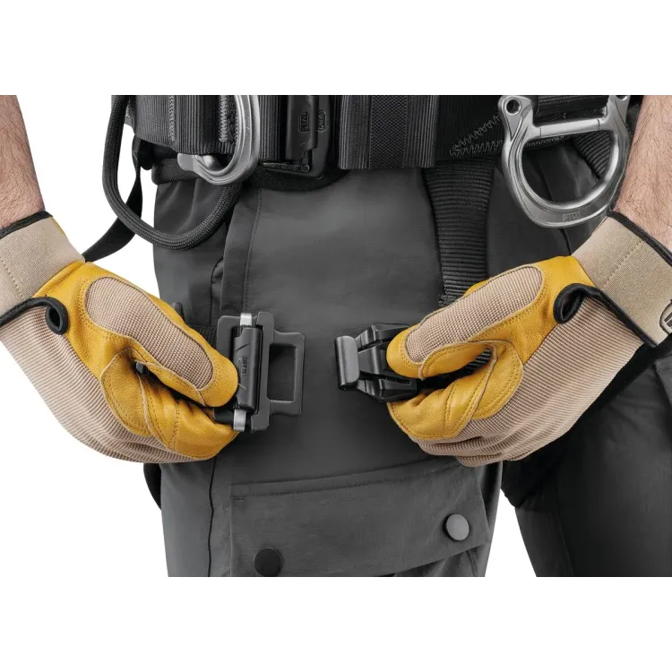 PETZL ARNÉS AVAO FAST VERSIÓN EUROPEA, ARISTARUN
