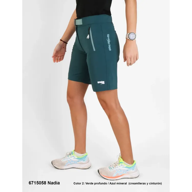 SPHERE PRO PANTALÓN CORTO NADIA VERDE MUJER LATERAL,ARISTARUN