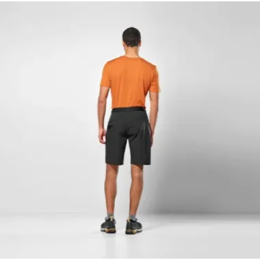 SALEWA PUEZ 4 PANTALÓN CORTO SENDERISMO HOMBRE NEGRO VISTA TRASERA,ARISTARUN