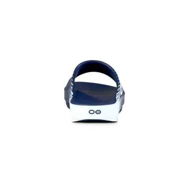 OOFOS OOAHH SPORT SANDALIA DE RECUPERACION MATRIX NAVY UNISEX VISTA TRASERA, ARISTARUN