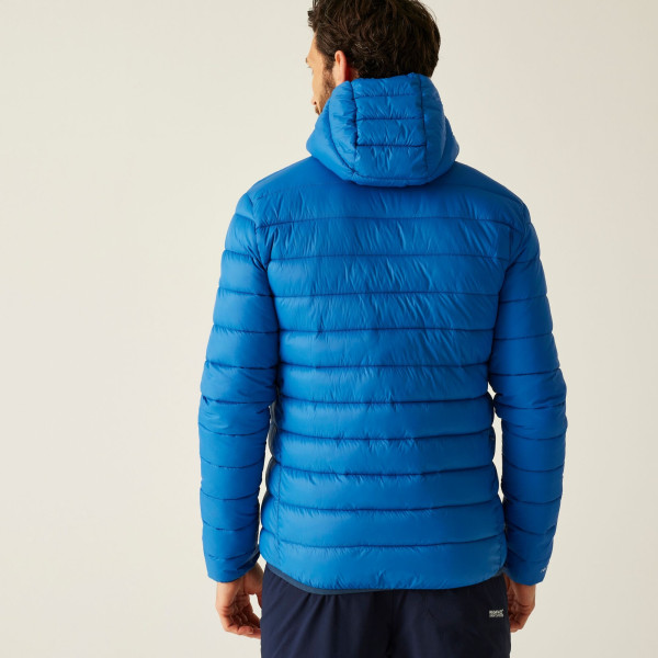 REGATTA MARIZION CHAQUETA ACOLCHADA HOMBRE AZUL MODELO ESPALDA, ARISTARUN