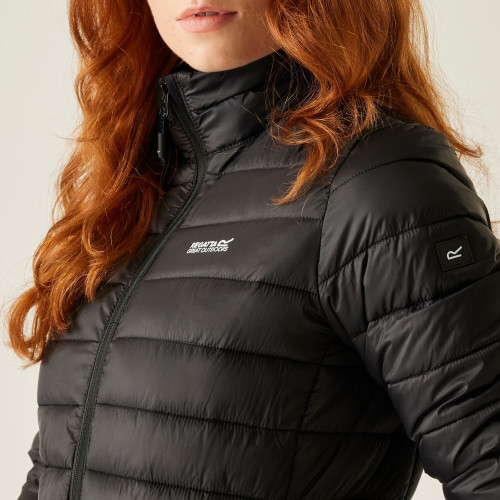 REGATTA MARIZION CHAQUETA ACOLCHADA MUJER MODELO DETALLE, ARISTARUN