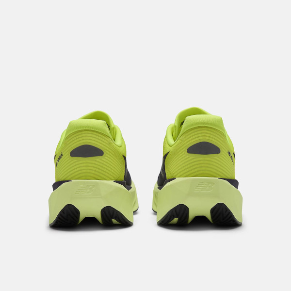 NEW BALANCE FUELCELL REBEL v5 ZAPATILLAS RUNNING ASFALTO HOMBRE AMARILLO VISTA ANTERIOR,ARISTARUN