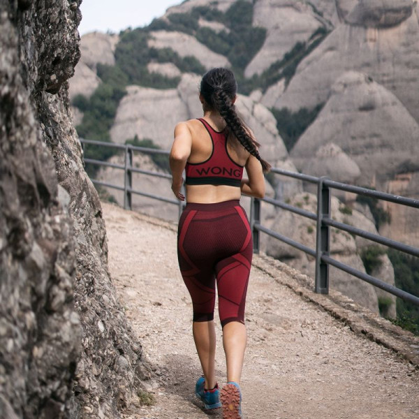 WONG TOP DEPORTIVO ROJO CON MALLA ARISTARUN