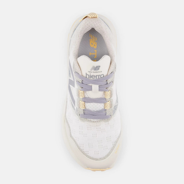 NEW BALANCE FRESH FOAM X HIERRO v9 BLANCO BEIGE ZAPATILLAS TRAIL VISTA ARRIBA