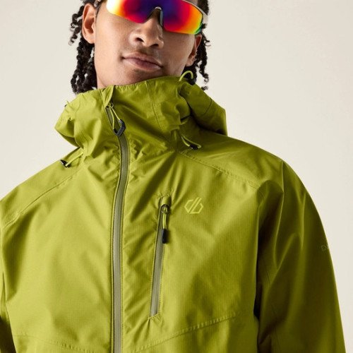 DARE 2B CHAQUETA IMPERMEABLE TORREK BREATHE OUT HOMBRE VERDE PISTACHO VISTA FRONTAL AMPLIADO, ARISTARUN