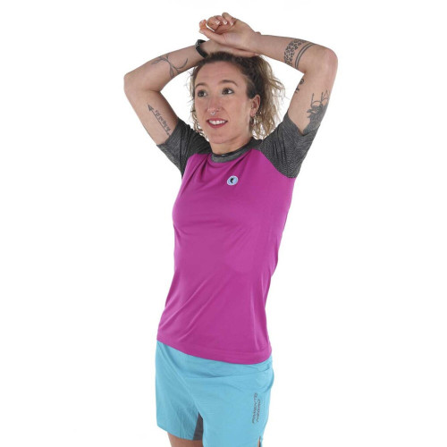 PIMIENTO NEGRO CAMSIETA TERMORREGULADORA VOILETA MANGA CORTA UNISEX VISTA FRONTAL,ARISTARUN