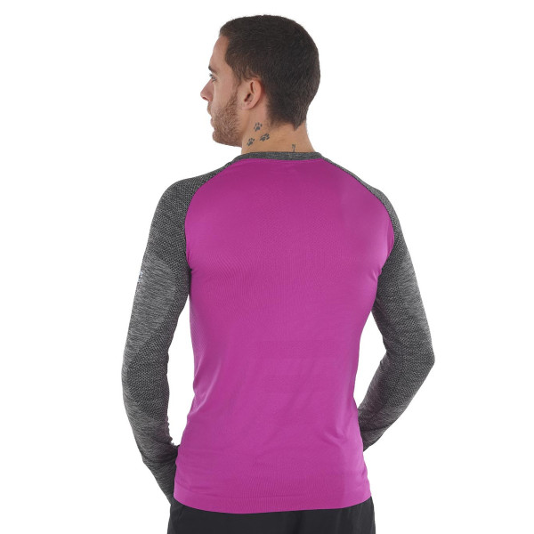 PIMIENTO NEGRO CAMISETA TERMORREGULADORA MORADO GRIS VISTA TRASERA HOMBRE, ARISTARUN