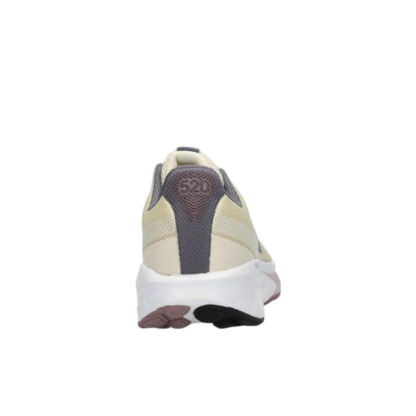 NEW BALANCE FRESH FOAM 520 BEIGE ZAPATILLAS RUNNING MUJER VISTA TRASERA, ARISTARUN