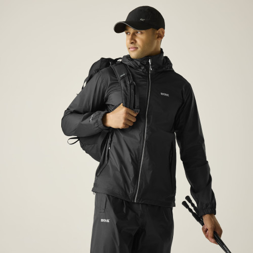 REGATTA LYLE IV  NEGRA CHAQUETA  IMPERMEABLE VISTA FRENTE3, ARISTARUN