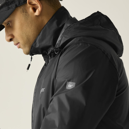 REGATTA LYLE IV  NEGRA CHAQUETA  IMPERMEABLE VISTA LATERAL, ARISTARUN