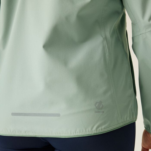 DARE2B ULTRALITE W VERDE GLACIAR CHAQUETA IMPERMEABLE MUJER TRASERA2, ARISTARUN