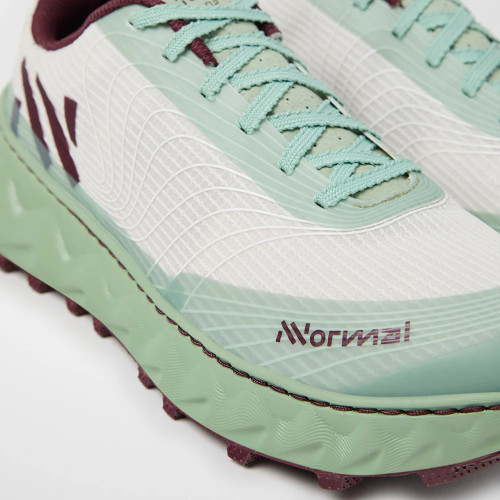 NNORMAL TOMIR 2.0 VERDE BLANCA ZAPATILLAS TRAIL RUNNING UNISEX VISTA AMPLIADA,ARISTARUN