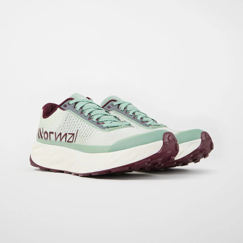 NNORMAL KJERAG 02 GREEN WHITE ZAPATILLAS TRAIL RUNNING VISTA PERFIL,ARISTARUN