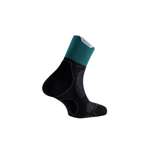 LURBEL DESAFÍO FOUR VERDE CALCETINES TRAIL RUNNING VISTA TRASERA, ARISTARUN