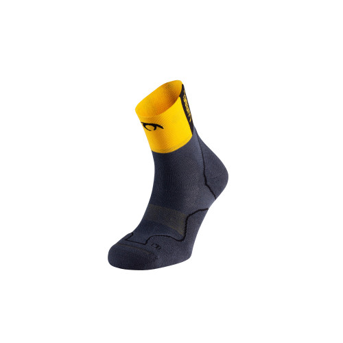 LURBEL DESAFÍO FOUR GRIS AMARILLO CALCETINES TRAIL RUNNING VISTA DELANTERA, ARISTARUN