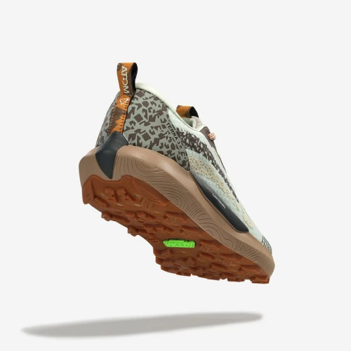 ATOM TERRA V3 ALOE VERA ZAPATILLAS TRAIL HOMBRE VISTA TRASERA,ARISTARUN