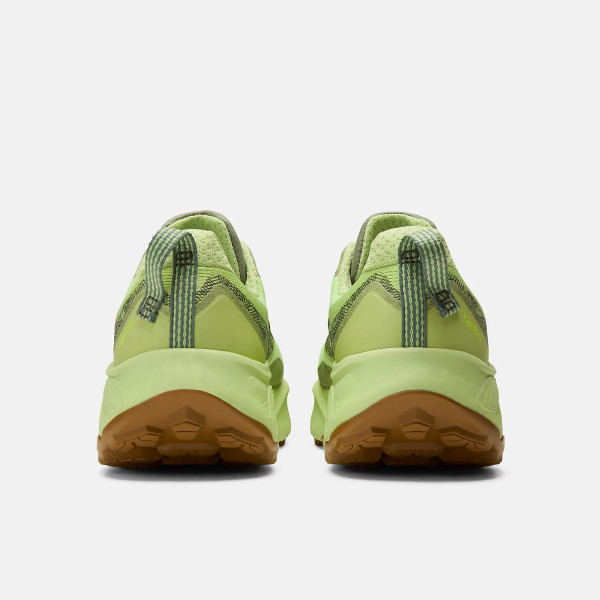 NEW BALANCE FRESH FOAM X HIERRO 9 FLÚOR ZAPATILLAS TRAIL HOMBRE VISTA TRASERA,ARISTARUN