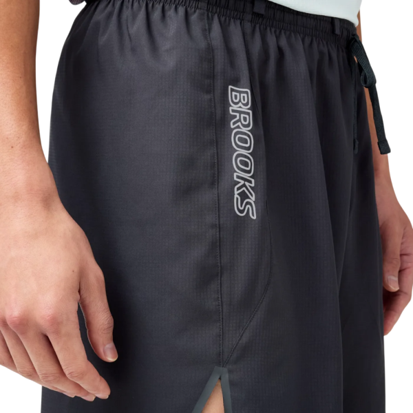 BROOKS CASCADIA SHORT PRETO HOMEM