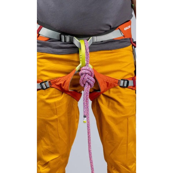 EDELRID JAY NARANJA ARNES ESCALADA UNISEX VISTA DELANTERA PUESTO, ARISTARUN