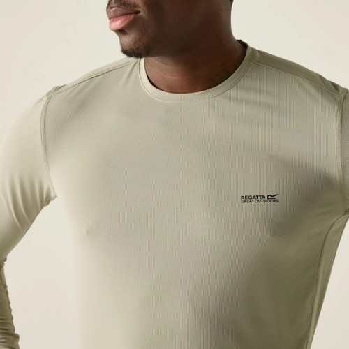 REGATTA MINDO BEIGE CAMISETA MANGA LARGA TECNICA HOMBRE VISTA PECHO, ARISTARUN