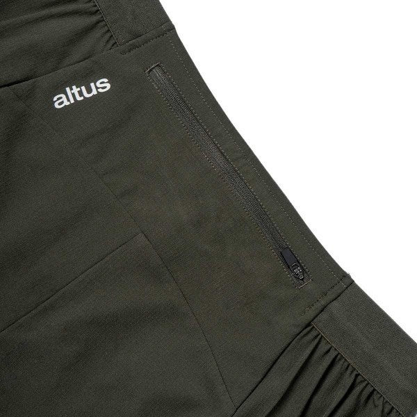 ALTUS ROUTE L30 DARK GREEN SHORTS