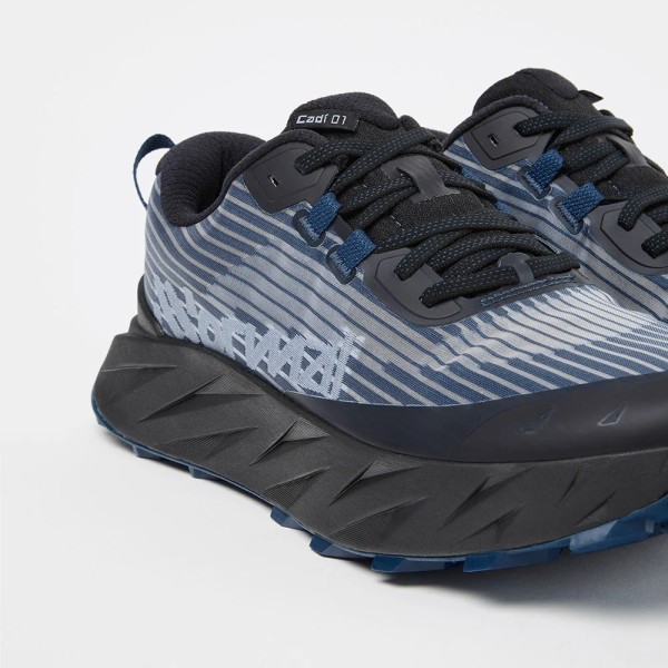 NNORMAL CADÍ AZUL PRETO TÊNIS DE TRAIL PARA HOMEM