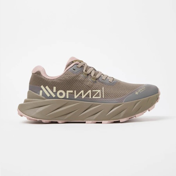 NNORMAL CADÍ GTX BROWN ZAPATILLAS TRAIL MUJER VISTA LATERAL, ARISTARUN