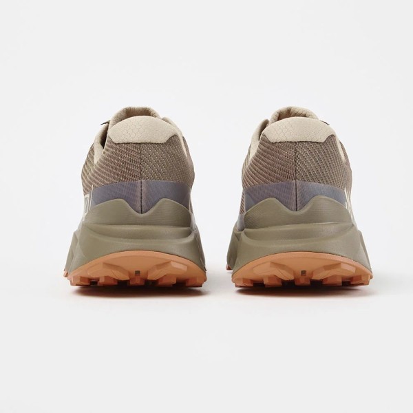 NNORMAL CADÍ GTX BROWN ZAPATILLAS TRAIL HOMBRE VISTA TRASERA, ARISTARUN