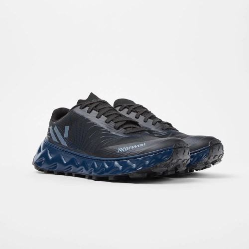 NNORMAL TOMIR 2.0 BLUE BLACK ZAPATILLAS TRAIL UNISEX VISTA LATERAL,ARISTARUN