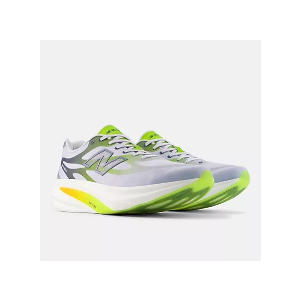 NEW BALANCE SUPERCOMP REBEL GRIS VERDE ZAPATILLAS RUNNING HOMBRE VISTA LATERAL PAREJA, ARISTARUN