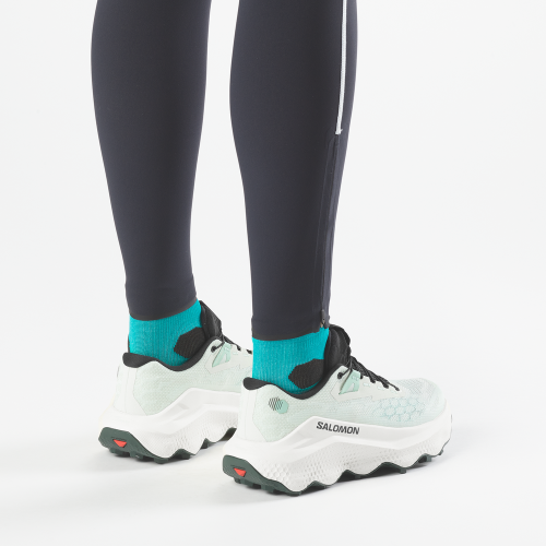 SALOMON ULTRA GLIDE 4 VERDE ZAPATILLAS TRAIL MUJER VISTA PERFIL PUESTA, ARISTARUN