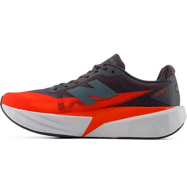 NEW BALANCE FUELCELL REBEL V5 GRIS ROJO ZAPATILLAS RUNNING HOMBRE VISTA LATERAL INTERNA, ARISTARUN