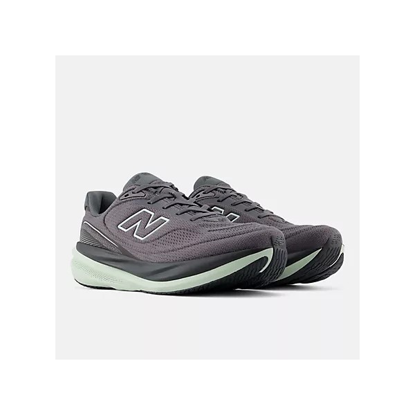 NEW BALANCE 1080 V15 GRIS VERDE ZAPATILLAS RUNNING HOMBRE VISTA LATERAL,ARISTARUN
