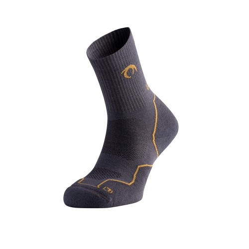 LURBEL TIERRA FOUR GRIS MOSTAZA CALCETINES OUTDOOR VISTA FRONTAL, ARISTARUN