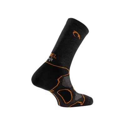 LURBEL FANLO H5 NEGRO NARANJA CALCETINES OUTDOOR VISTA FRONTAL, ARISTARUN 2