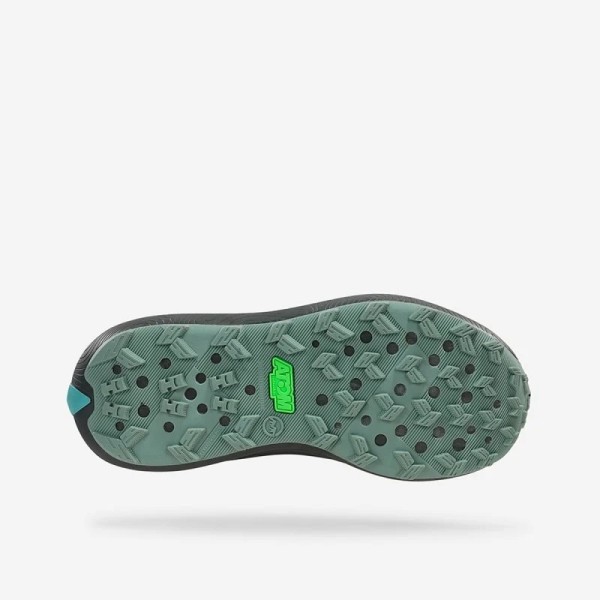 ATOM TERRA V3 MATLE GREEN ZAPATILLAS TRAIL MUJER VISTA SUELA,ARISTARUN