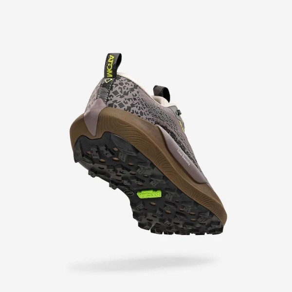 ATOM TERRA V3 DESERT SAND ZAPATILLAS TRAIL MUJER VISTA TRASERA,ARISTARUN
