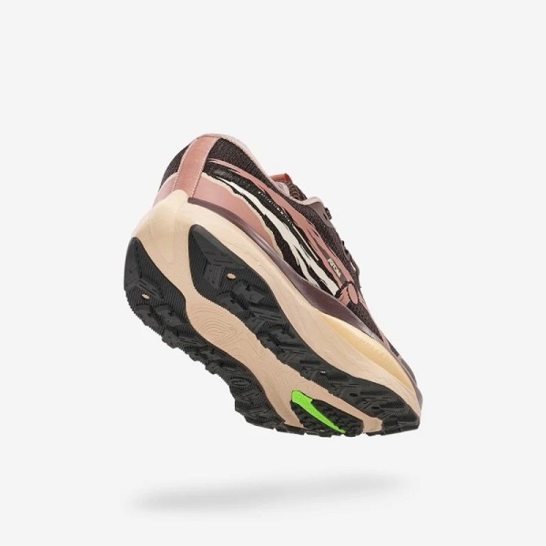 ATOM PELLERE NEGRO ROSA ZAPATILLAS GRAVEL MUJER VISTA TRASERA,ARISTARUN